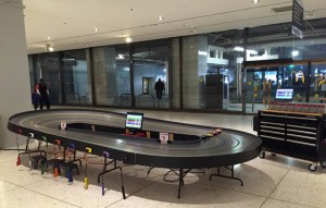8-person Freestanding Slot Car indoor Racetrack